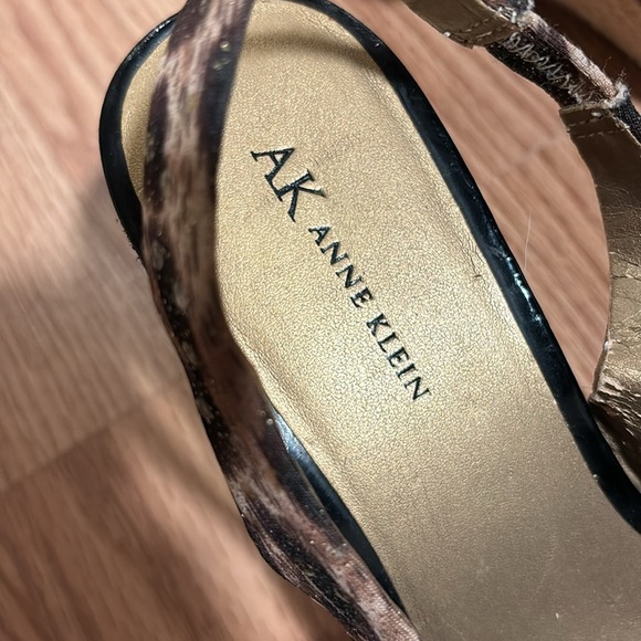 Anne Klein Wedge Heel Sling Back Cheetah Print Sandal Size 8 Wedge Heel - Picture 5 of 5
